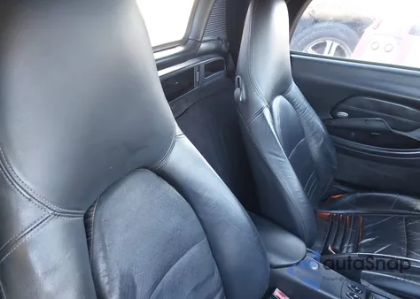 2000 Porsche Boxster from USA, damaged, VIN WP0CA2981YU627941